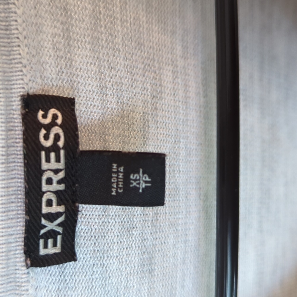 Express knit top - Picture 3 of 5